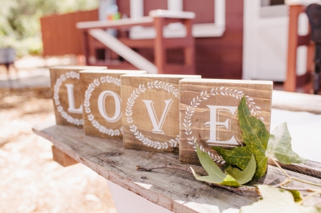 wood-blocks-with-LOVE-painted