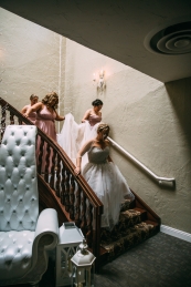 bridal-party-on-stairs